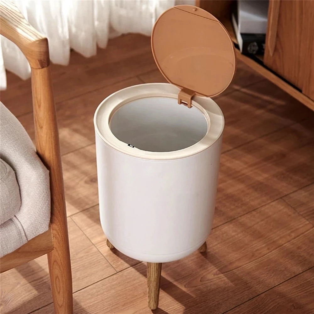 Lixeira Decorativa com Tampa e Pés — Organização com Elegância