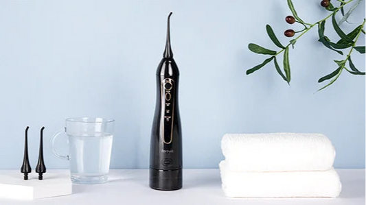 Kit Limpeza Dental - Escova elétrica e Jateador Oral (Bivolt/USB)